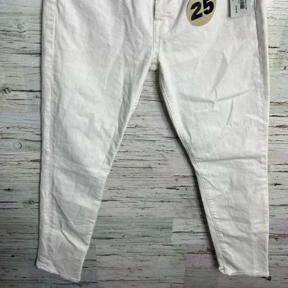 7 FOR ALL MANKIND White Josefina Distressed Jean     Size: 25 NWt - Picture 2 of 8